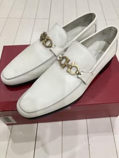 Ferragamo ホワイト ローファーのサムネイル