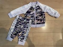 はな様専用！adidas ベビー　セットアップのサムネイル