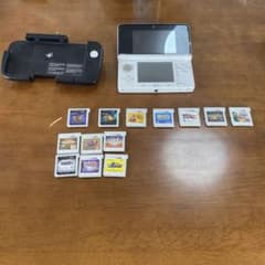 ニンテンドー3DS＋カセット、スライドパッド、充電器セットのサムネイル