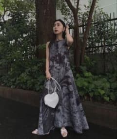 KEITAMARUYAMA × AMERI VOLUME FLARE DRESS - メルカリ