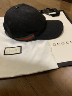 GUCCI キャップ 黒のサムネイル