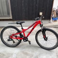 24インチ　　GT  マウンテンバイク　赤のサムネイル