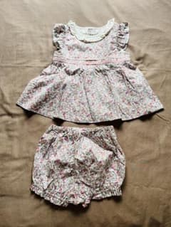 組曲　花柄ワンピース パンツセット90cm 新品未使用のサムネイル