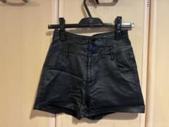 フェイクレザー ショートパンツ ブラック XSのサムネイル