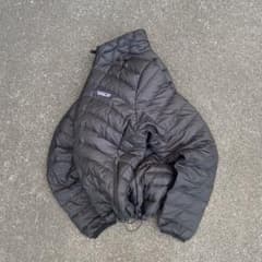 Patagonia 短丈 ダウンジャケット y2k テック系 12年製 黒 人気 - メルカリ