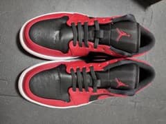 Air Jordan 1lowのサムネイル
