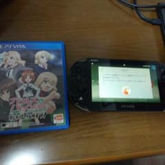 PS Vita 本体 ガールズ＆パンツァー 戦車道極めます！ セットのサムネイル