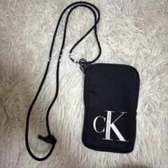 CK ブラック ショルダーバッグのサムネイル