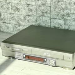 Victor「SR-VS30」業務用MiniDV・S-VHSダブルビデオデッキ - メルカリ
