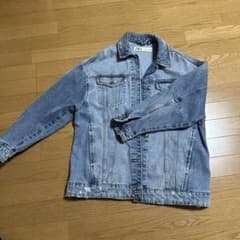 ZARA デニムジャケット ダメージ加工のサムネイル