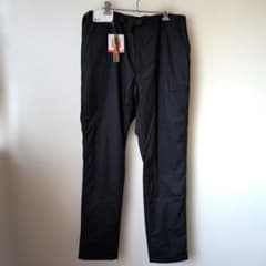 UNIQLO BLOCKTECH ウォームイージーパンツのサムネイル