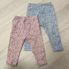 UNIQLO×リバティ 花柄 レギンス パンツのサムネイル