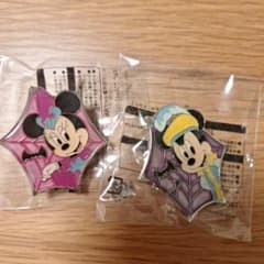 ディズニー ハロウィン ピンバッジ 2種セット - メルカリ