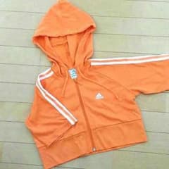 【値下げ】adidas パーカーのサムネイル