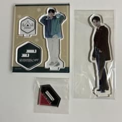 SEVENTEEN ジョシュア アクリルスタンド アクスタ まとめ売り SEVENTEEN ジョシュア アクリルスタンド 2種セット - メルカリ