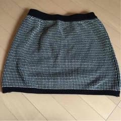 ミニスカートのサムネイル