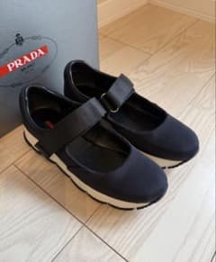 Prada Linea Rossa ストラップ スニーカー 36 - メルカリ