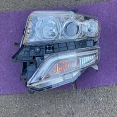 N-BOＸカスタムJ F1/2前期左中古ヘッドランプKOITO100-62038のサムネイル