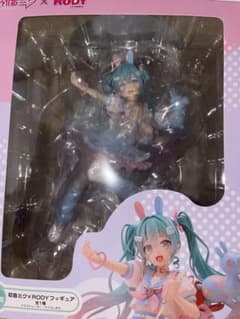 y*i様 値下げ⭕️ タイトーくじ初音ミク×RODY A賞フィギュアのサムネイル