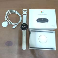 Google Pixel Watch シルバー 充電ケーブル付き Lバンド未使用のサムネイル