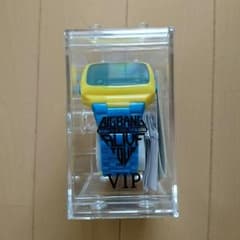 よん様専用★BIGBANG 腕時計とパスポートケースのサムネイル