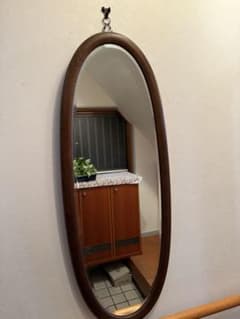 ブラウン楕円形壁掛け鏡　カリモク ブラウン楕円形壁掛け鏡 カリモク - メルカリ