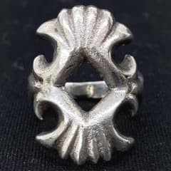 美品 NAVAJO R.CHEE シルバー サンドキャスト リング 17号 美品 NAVAJO R.CHEE シルバー サンドキャスト リング 17号 - メルカリ