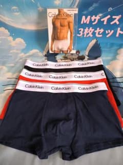Calvin Kleinボクサーパンツ3枚セット ブラック/レッド/ネイビー Mのサムネイル