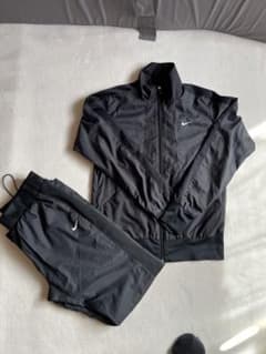 NIKEのウィンドブレーカー上下のサムネイル
