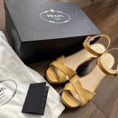 PRADA★サンダル★箱•保存袋付きのサムネイル