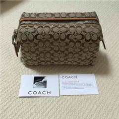 新品☆コーチポーチのサムネイル