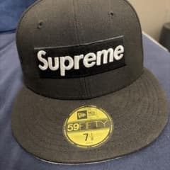 Supreme New Era 59FIFTY キャップ 7 1/8のサムネイル