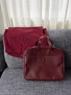Cartier マストライン レザー ハンドバッグ ボルドー