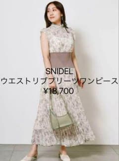 SNIDEL 正規品 ウエストリブプリントワンピースのサムネイル