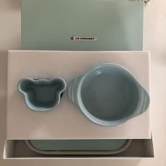 【mo様専用です】ル・クルーゼ　赤ちゃん用食器3点セットのサムネイル