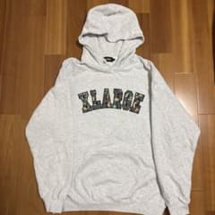 イブ様用　XLARGEパーカー　迷彩ロゴのサムネイル