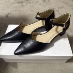 Thevon⭐︎ストラップパンプス⭐︎ブラック⭐︎新品未使用品！のサムネイル