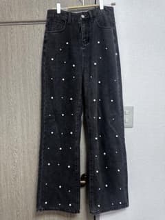 パール付き ブラック デニムパンツのサムネイル