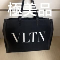 値下げ✨️極美品✨️VALENTINO ヴァレンティノ ブラック バック