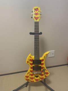 フェルナンデス BURNY YH-JR hideモデル イエローハートのサムネイル