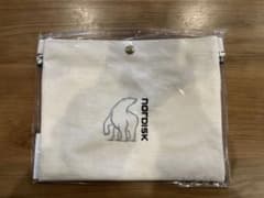 未開封 新品・未使用　NORDISK ノルディスク 限定非売品サコッシュのサムネイル