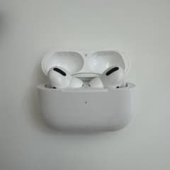 Apple AirPods Pro 第一世代　白　人気のサムネイル