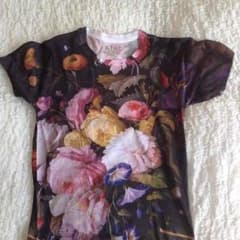 L.A.T.H.C 花柄Tシャツのサムネイル