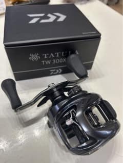 ダイワ TATULA TW 300XHベイトリールのサムネイル