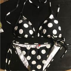 ロキシービキニのサムネイル