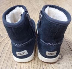 UGG 黒 ウールブーツ ジッパー付きのサムネイル