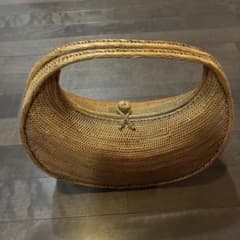 アタバッグ 三日月型 かごバッグのサムネイル