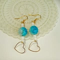 SALE  涼しげビーズとハートのピアス♡のサムネイル