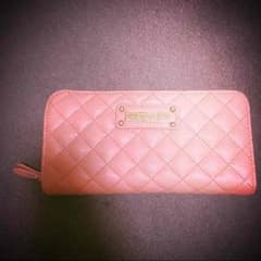薄ピンクの長財布♡のサムネイル
