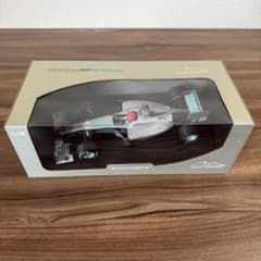激レア】MINICHAMPS 1/18 メルセデスGP ペトロナス 2010 - メルカリ